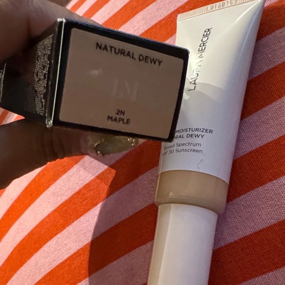 laura mercier long wear
